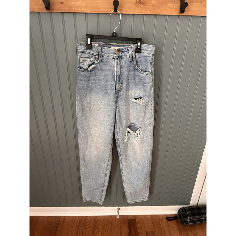 Levi's Premium Jeans Women's Sz 26 Blue Denim High Rise Loose Taper Light Wash